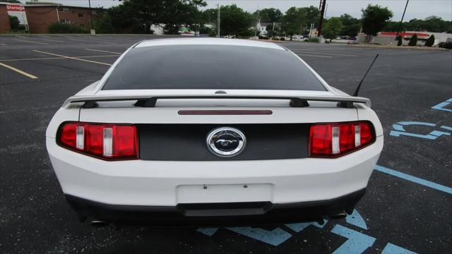 2011 Ford Mustang GT Premium