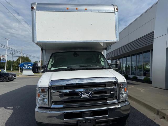 2026 Ford E-450 Cutaway E-450