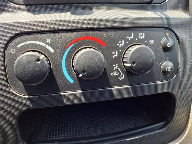 2004 Dodge Ram 1500 SLT/Laramie