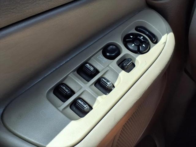 2004 Dodge Ram 1500 SLT/Laramie