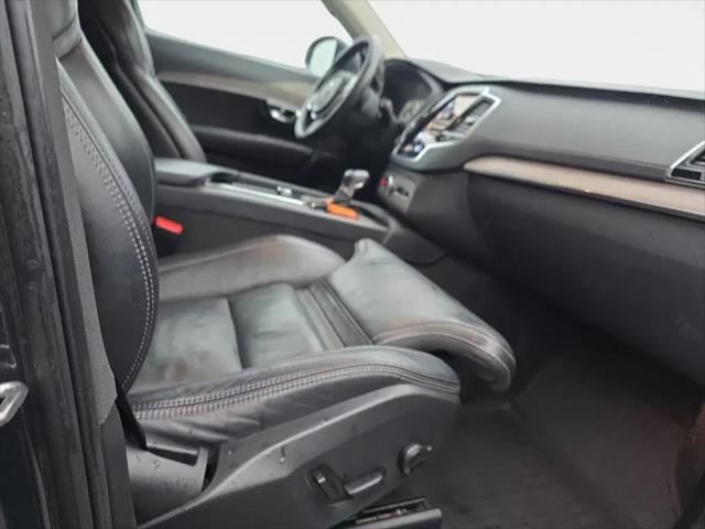 2022 Volvo XC90 T6 Inscription 7 Passenger