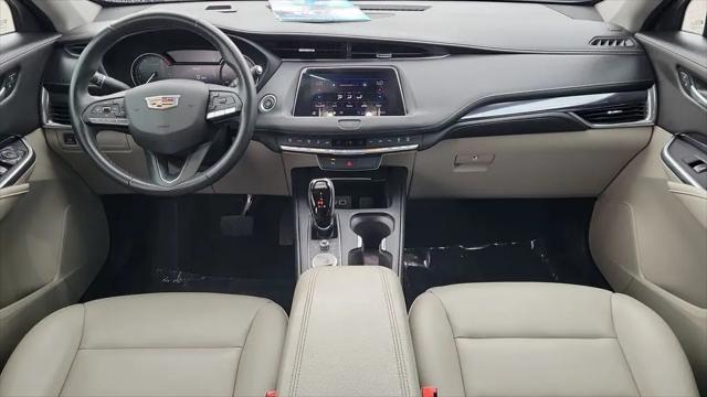 2023 Cadillac XT4 FWD Luxury
