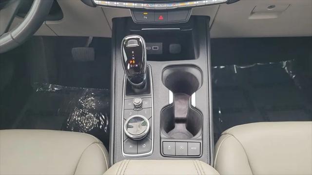 2023 Cadillac XT4 FWD Luxury