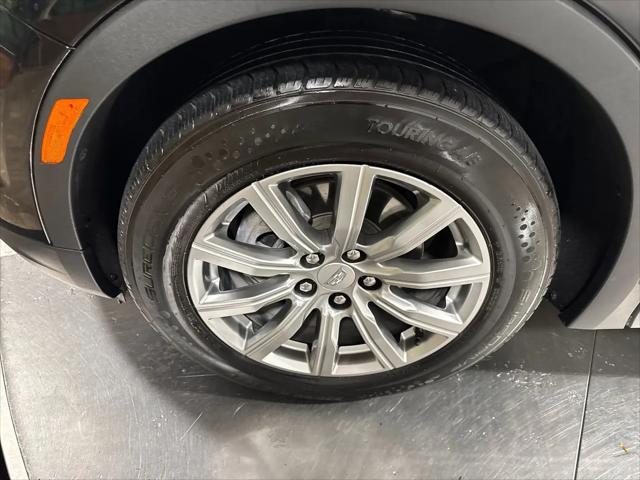 2023 Cadillac XT4 AWD Premium Luxury