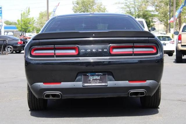 2018 Dodge Challenger SXT