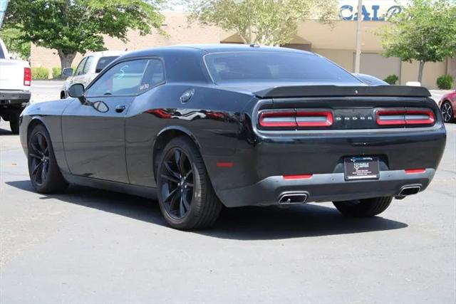 2018 Dodge Challenger SXT