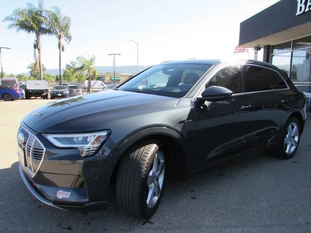 2019 Audi e-tron Premium Plus