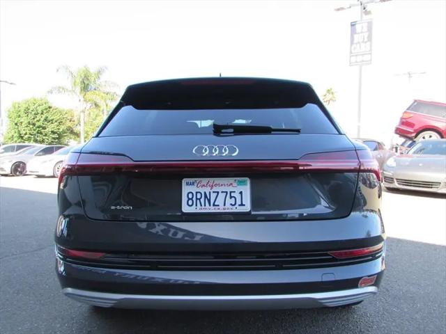 2019 Audi e-tron Premium Plus