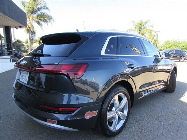 2019 Audi e-tron Premium Plus