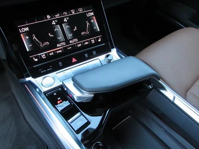 2019 Audi e-tron Premium Plus