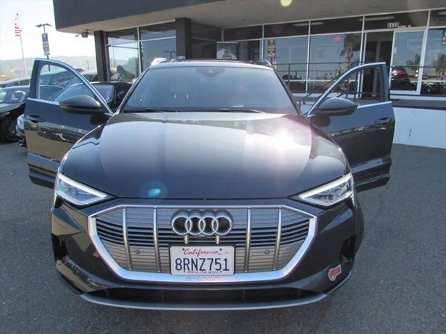2019 Audi e-tron Premium Plus