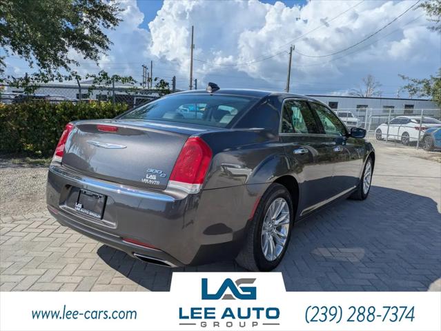 2016 Chrysler 300 C