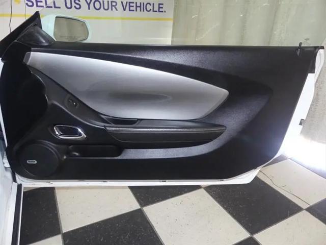 2011 Chevrolet Camaro 2LT