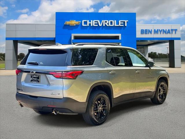 2023 Chevrolet Traverse AWD LT Cloth