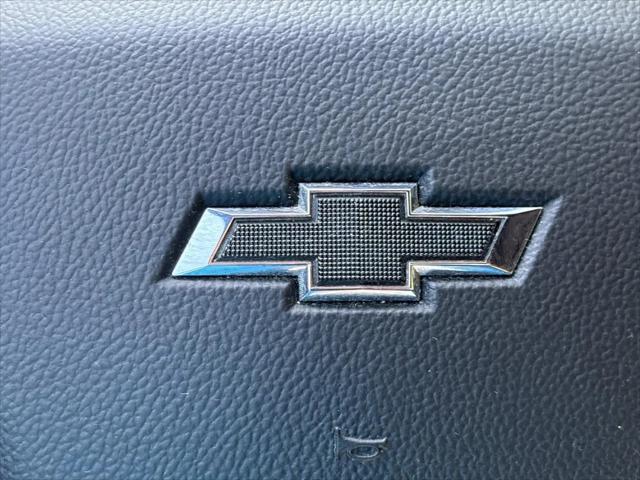 2023 Chevrolet Traverse AWD LT Cloth