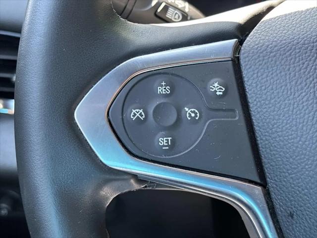 2023 Chevrolet Traverse AWD LT Cloth
