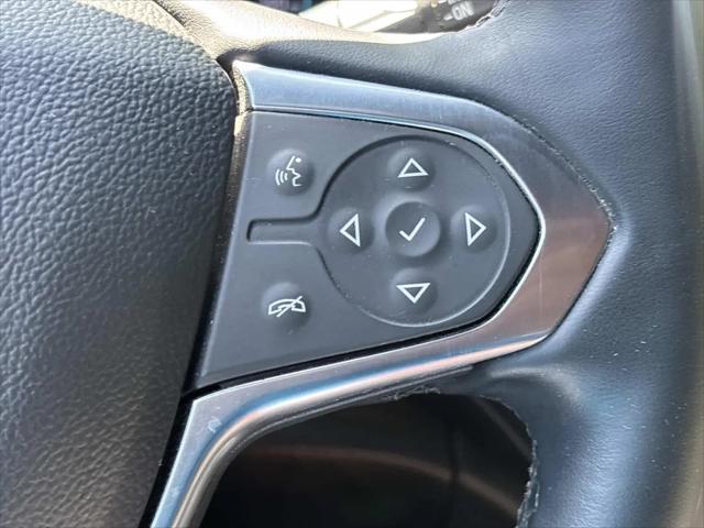 2023 Chevrolet Traverse AWD LT Cloth