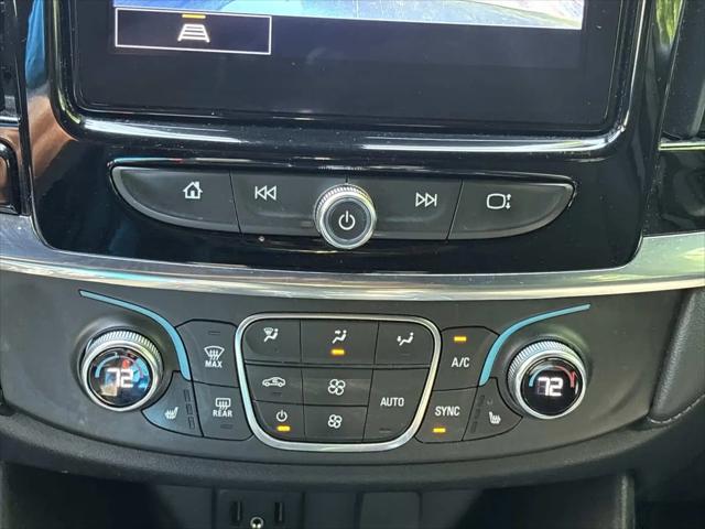 2023 Chevrolet Traverse AWD LT Cloth