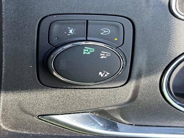 2023 Chevrolet Traverse AWD LT Cloth