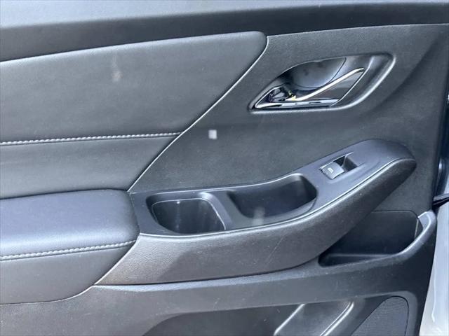 2023 Chevrolet Traverse AWD LT Cloth