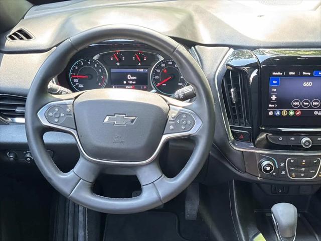 2023 Chevrolet Traverse AWD LT Cloth