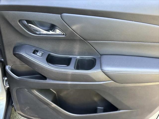2023 Chevrolet Traverse AWD LT Cloth