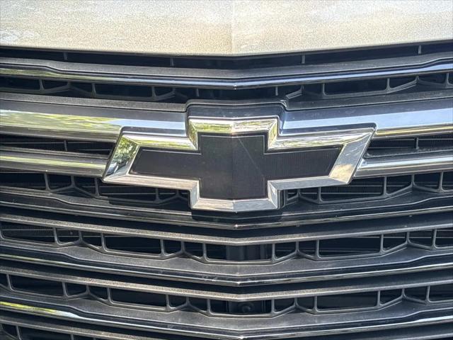 2023 Chevrolet Traverse AWD LT Cloth