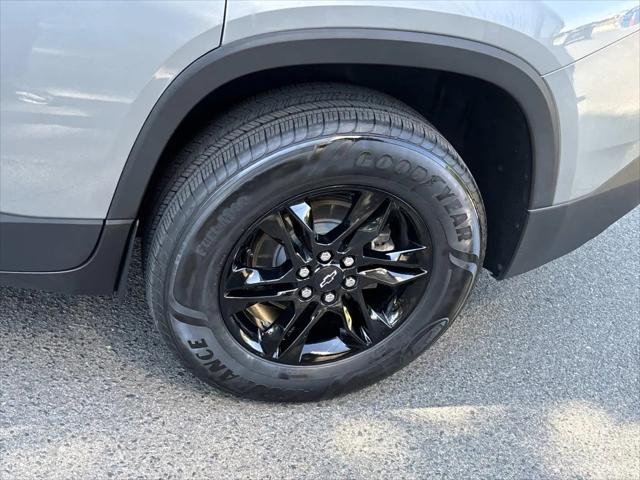 2023 Chevrolet Traverse AWD LT Cloth