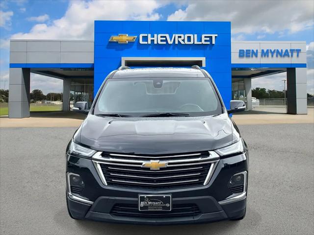 2023 Chevrolet Traverse AWD LT Leather