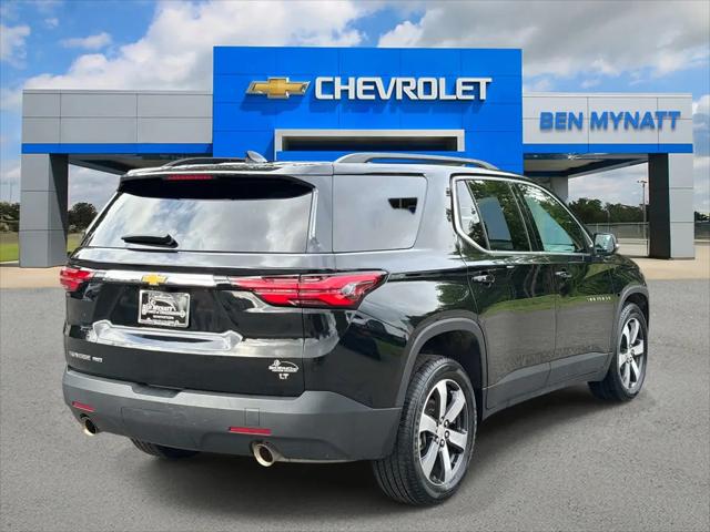 2023 Chevrolet Traverse AWD LT Leather