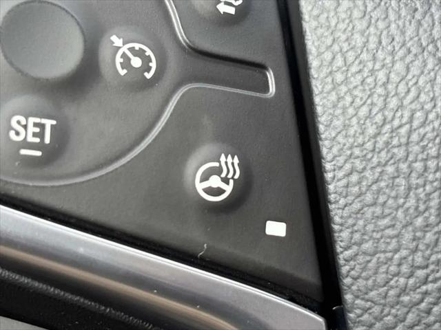 2023 Chevrolet Traverse AWD LT Leather