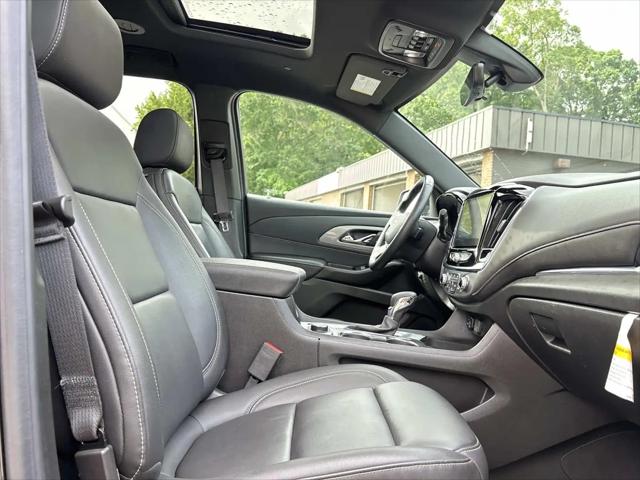 2023 Chevrolet Traverse AWD LT Leather