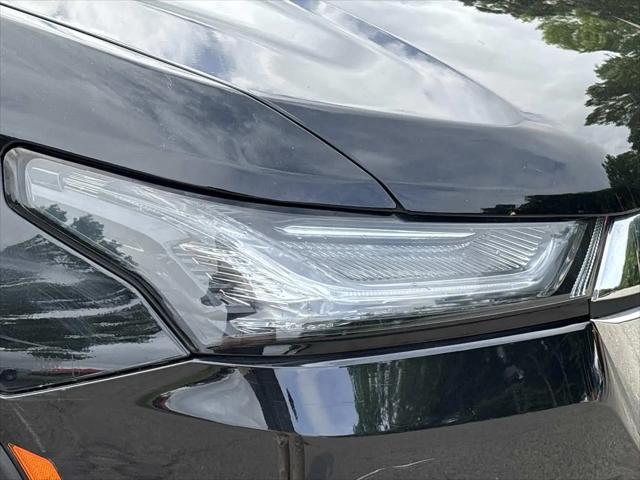 2023 Chevrolet Traverse AWD LT Leather