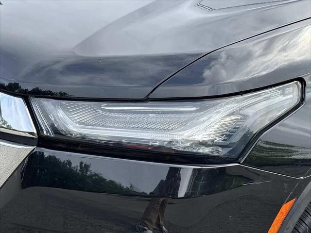 2023 Chevrolet Traverse AWD LT Leather