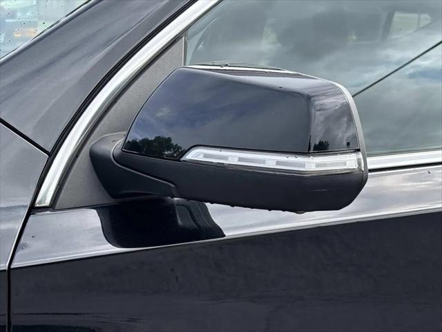 2023 Chevrolet Traverse AWD LT Leather