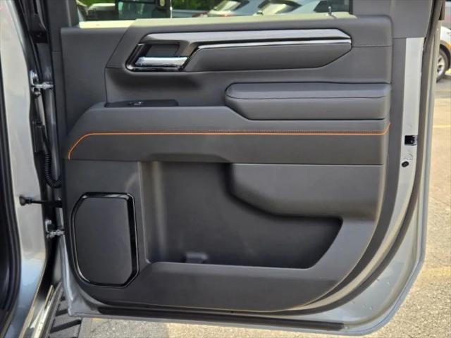 2026 GMC Sierra 2500HD Crew Cab, Standard Bed, AT4, 4WD
