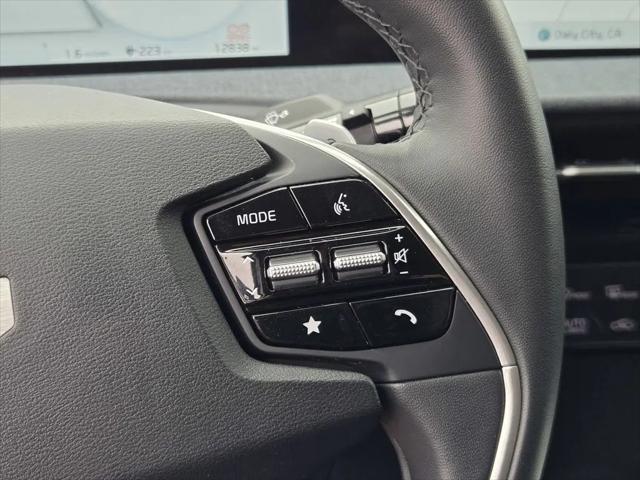 2024 Kia EV6 Light