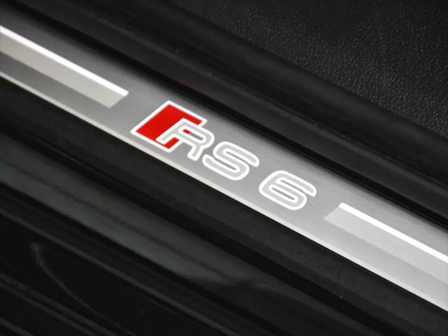 2025 Audi RS 6 Avant Performance quattro tiptronic