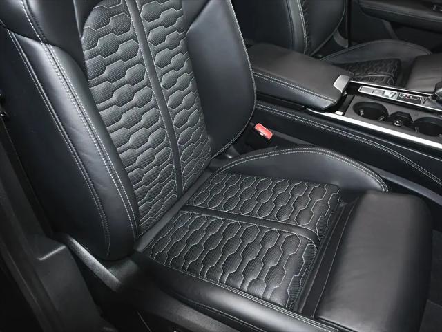 2025 Audi RS 6 Avant Performance quattro tiptronic
