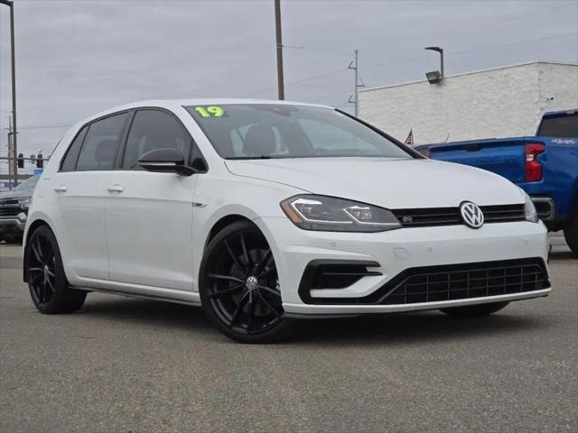 2019 Volkswagen Golf R 2.0T w/DCC & Navigation