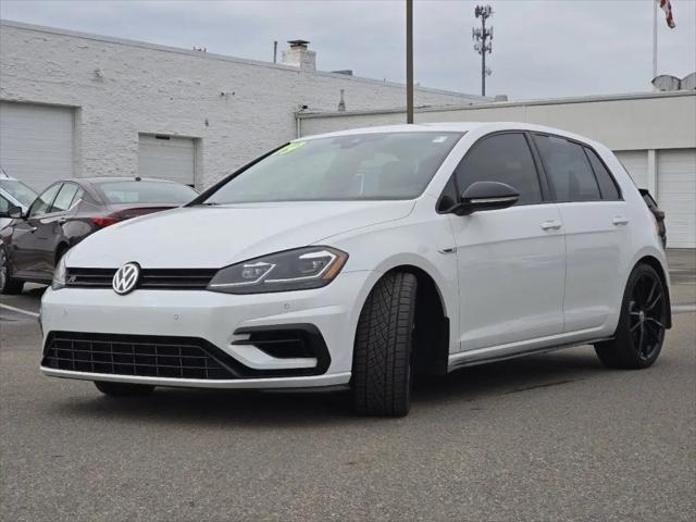 2019 Volkswagen Golf R 2.0T w/DCC & Navigation