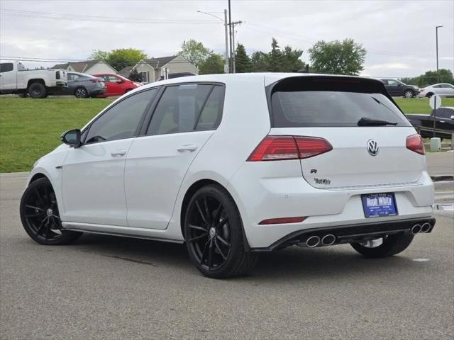 2019 Volkswagen Golf R 2.0T w/DCC & Navigation
