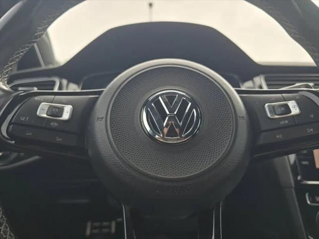 2019 Volkswagen Golf R 2.0T w/DCC & Navigation