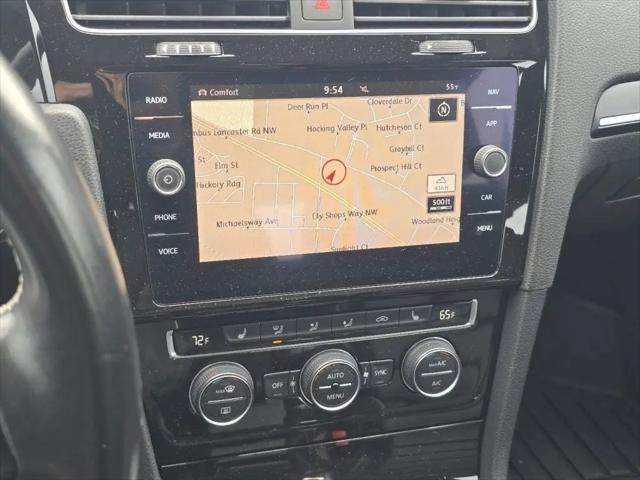 2019 Volkswagen Golf R 2.0T w/DCC & Navigation