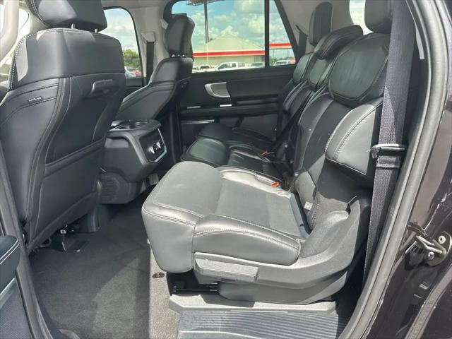 2025 Ford Expedition Platinum MAX