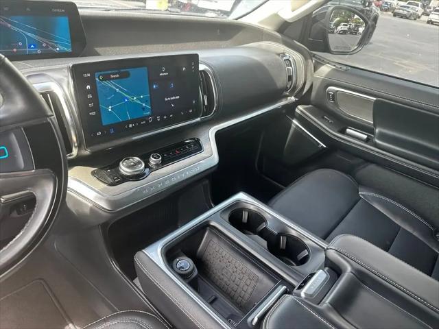 2025 Ford Expedition Platinum MAX