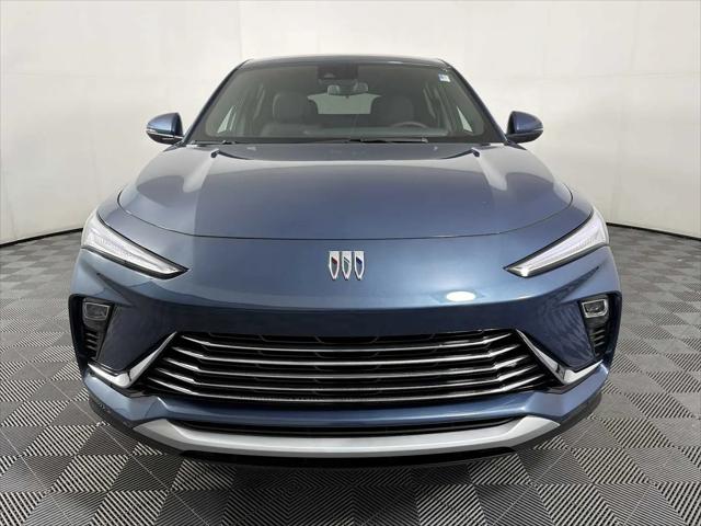 2026 Buick NV Preferred FWD