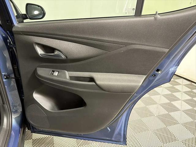 2026 Buick NV Preferred FWD