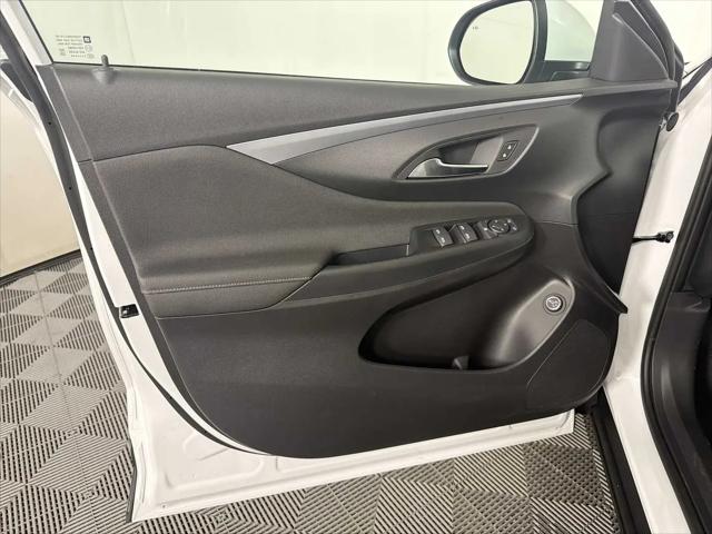 2026 Buick NV Preferred FWD