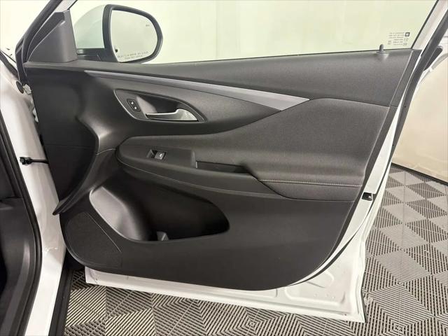 2026 Buick NV Preferred FWD